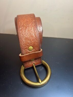Fossil Brown Embossed Leather Belt Round Brass Buckle Western Boho Style